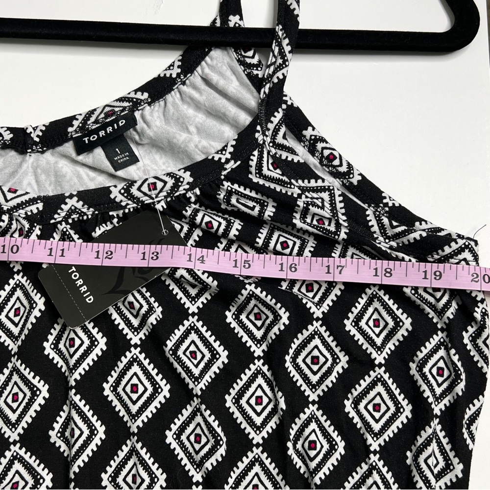 Torrid Black White Geometric Tank Romper Size 1 - Picture 2 of 5